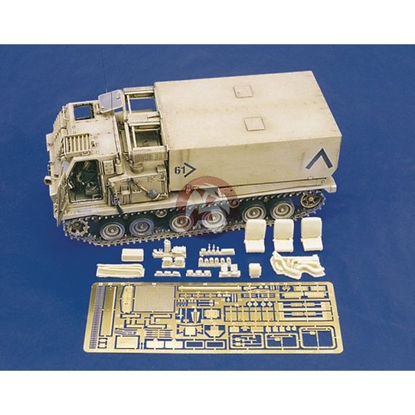 Royal Model 1/35 MLRS Multiple Launch Rocket System Update Set No.1 (Dragon) 023