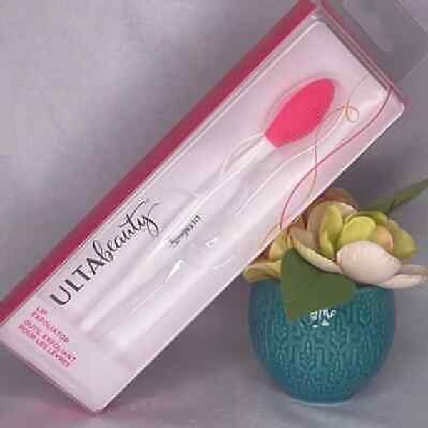 Ulta Beauty Women's Lip Exfoliator NWT Exfoliating Tool For Lips