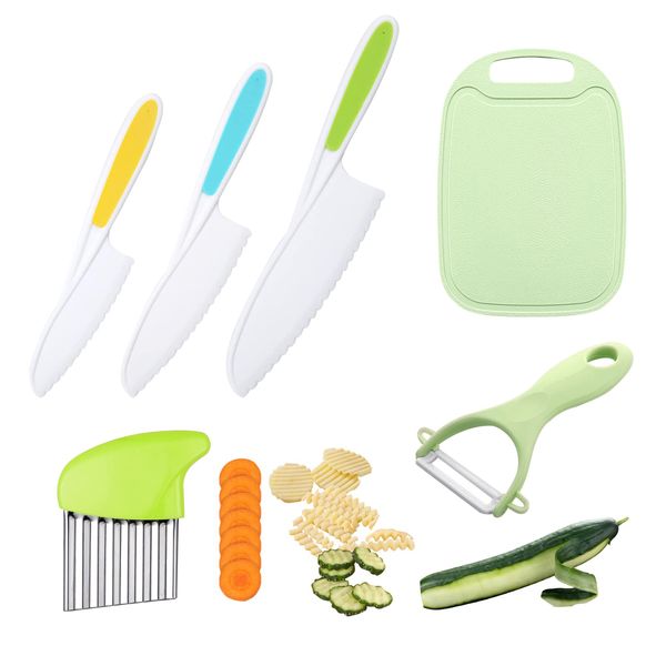 QINGHEC Plastic Kitchen Knife Set, 6 Pieces Knifes for Kids, 3 Colorful Kids Safety Knives, Paring Knife, Potato Slicer, Plastic Cutting Board for Lettuce Salads or Cakes (Green)