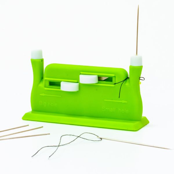 Double Hole Automatic Needle Threader, Sewing Threading Tool, Auto Thread Needle Insertion Tool for Sewing Clothes DIY Crafts, for Arthritic Hands and Aging Eyes (Green)