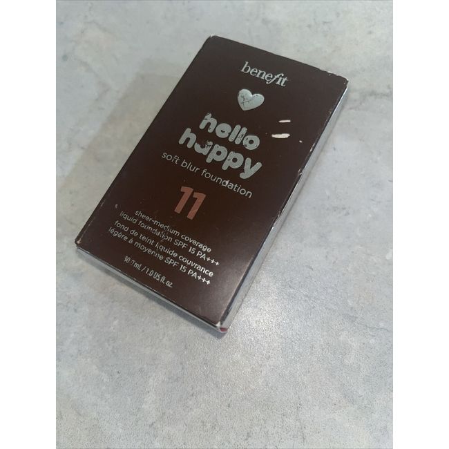 Benefit Soft Blur Foundation #11