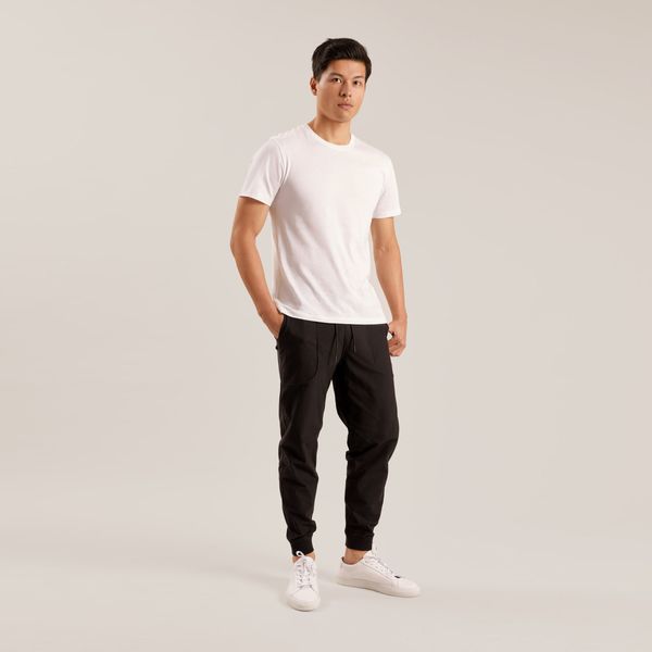 Latitude Jogger Pant - Black / XS