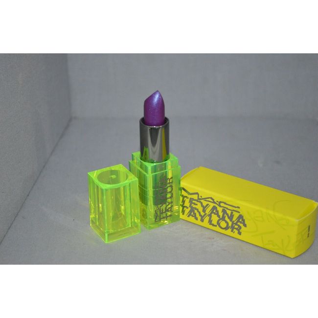 MAC Teyana Taylor Matte Lipstick Juni Bee .10oz New Boxed