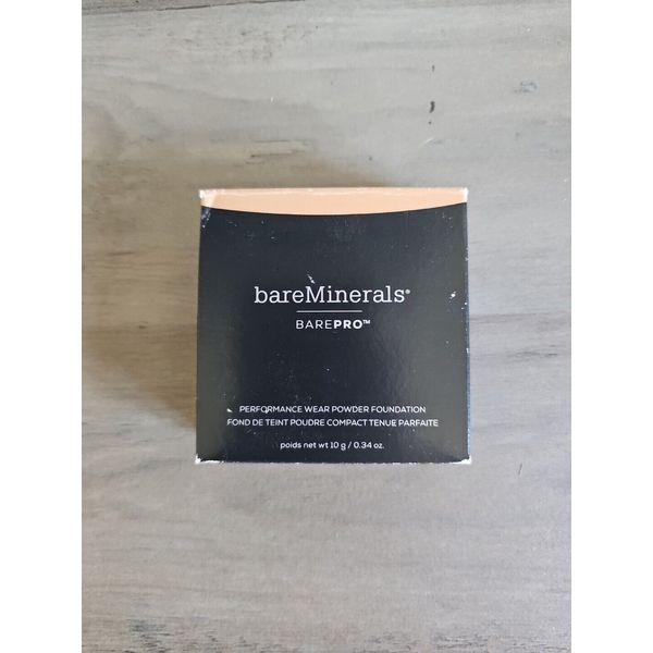 BareMinerals BarePro Performance Wear Powder Foundation 18 PECAN .34 oz NIB