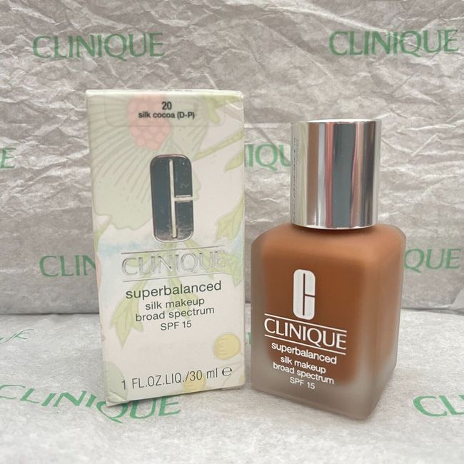 Clinique Superbalanced Makeup Foundation - 20 Silk Cocoa - new in box