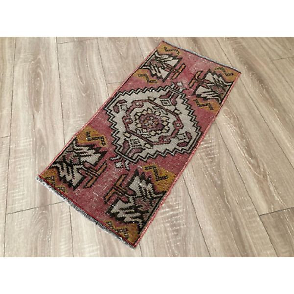 Turkish Rug, Vintage Rug,Doormat Rug, Boho Deco,Handmade Rug,Carpet 1,4 x 2,9 ft