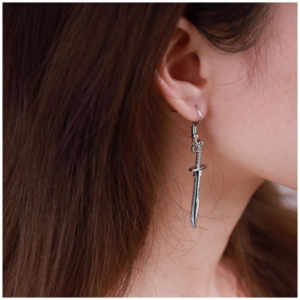 Dervivea Punk Sword Dangle Earrings Silver Dagger Hook Earrings Long Sword Drop Earrings Gothic Katana Knife Earrings Jewelry for Women and Girls