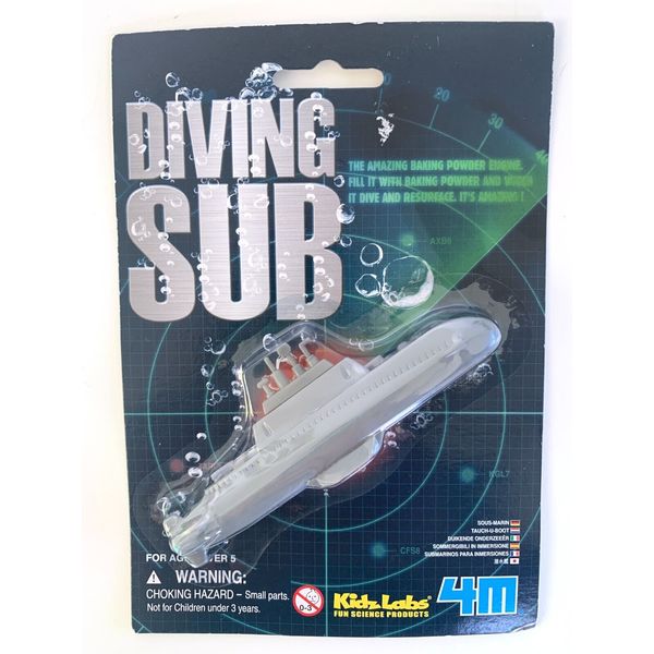 NIP Toysmith Diving Sub Toy Powered by Baking Powder