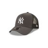 New Era Adjustable Trucker Cap - Diamond New York Yankees