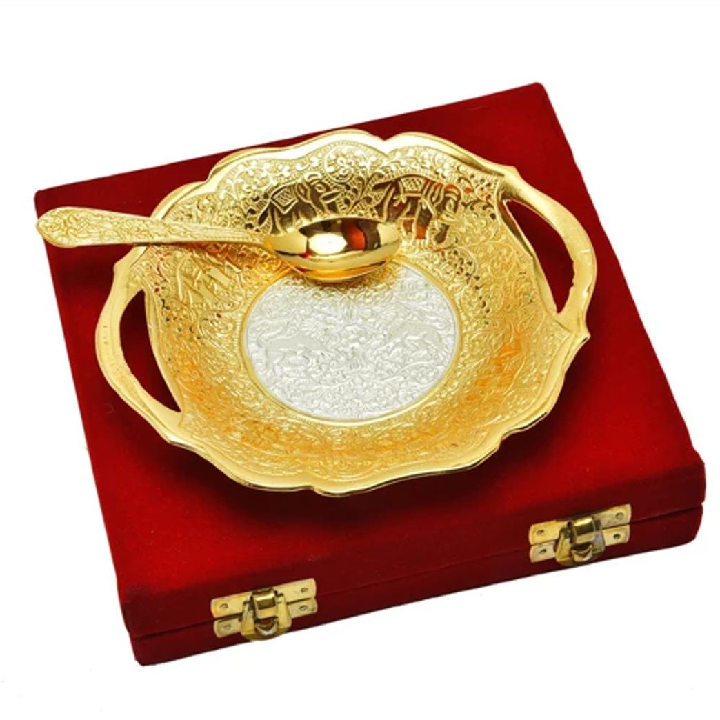 SILVER-_-GOLD-PLATED-TRADITIONAL-BRASS-PLATTER.png