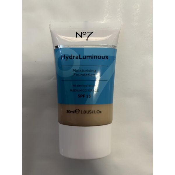 No7 Hydraluminous Moisturising Foundation- Warm Ivory