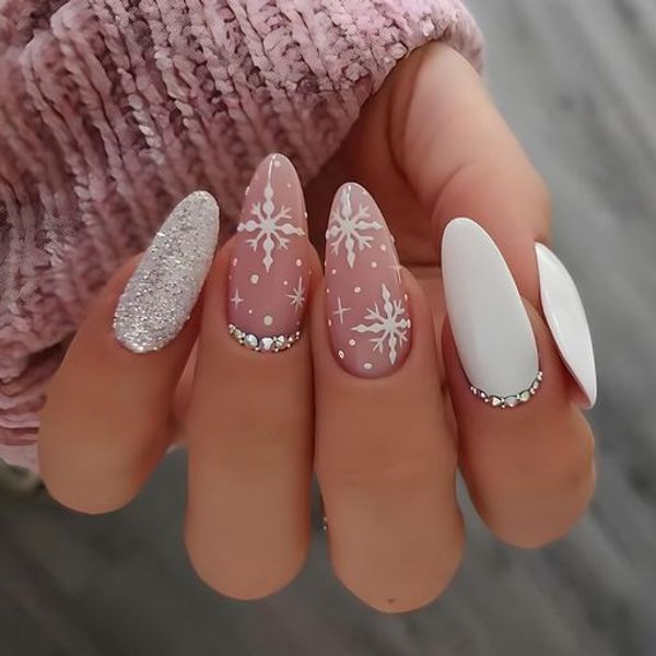 Nail tips, short, fake nails, short nails, Christmas design, snow, DIY nails, easy gel nails, 24 nail stickers, cute Christmas, party, photography accessories, eye-catching, popular Christmas, fake nails, nail supplies, double-sided tape included, 2 sets 