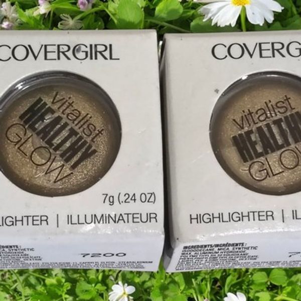 2 Covergirl Vitalist Healthy Glow Highlighter #6 Daybreak