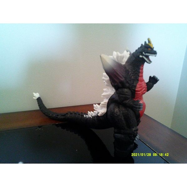 Godzilla Space Godzilla Vinyl 7" Tall 10" Long Playmates