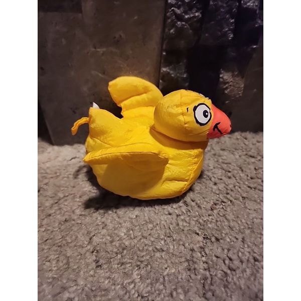 Vintage Malibu Fun Wee Wet Pets Duck " Rubber Duck " Pool Toy Parachute Material