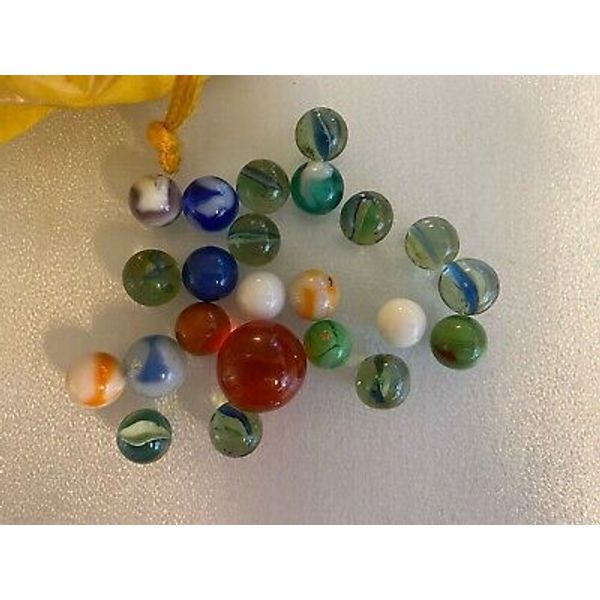 Collectible Vintage Glass Marbles (23) 1950-60’s With Plastic Carrying Bag