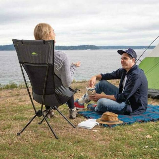 Cascade ultralight packable high back clearance chair