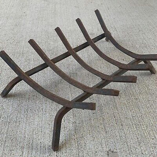 VTG Rusty heavy duty Cast Iron Fireplace Grate Fire Pit Log Holder 16"-18"