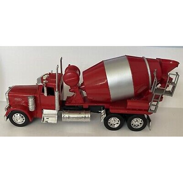 First Gear Peterbuilt  Cement Mixer  Diecast Model