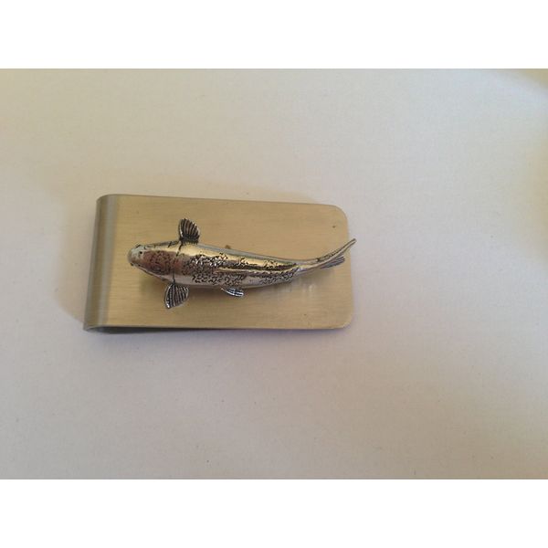 F28 Koi Carp short silver money clip stunning
