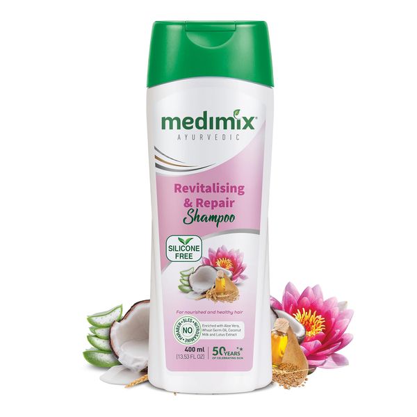 Medimix Enriched Ayurvedic Revitalising and Repair Shampoo with Aloe Vera and Whole Wheat Germ Oil for Nourished and Healthy Hair (400 ml / 13.53 oz)