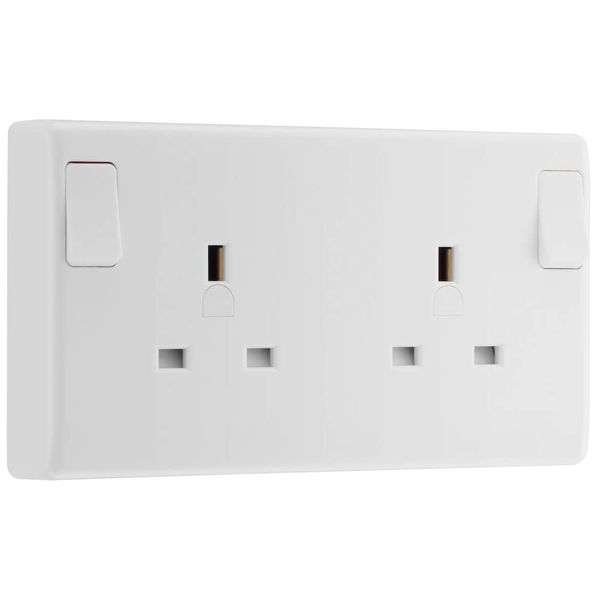 BG Electrical 822CON-01 Double Switched Converter Power Socket, White Moulded, 13 Amp