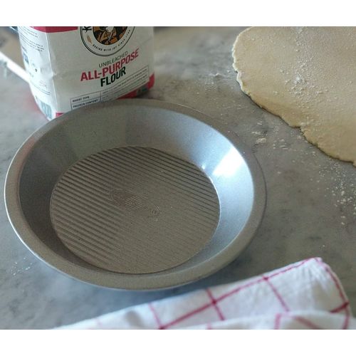 USA Pan Bakeware Aluminized Steel Pie Pan, 9-Inch