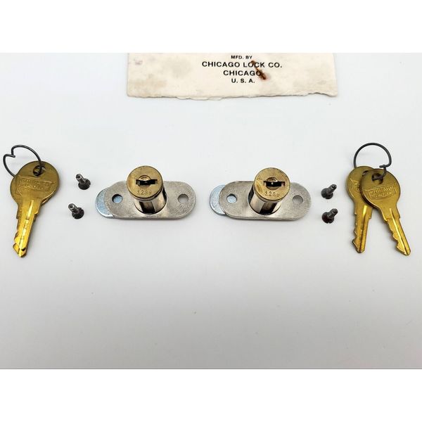 2x Chicago File Cabinet Locks 1773D Brass 7/8" L x 0.6" D Cylinder Keyed Alike