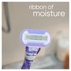 Venus Gillette Swirl Razor and 2 Blades