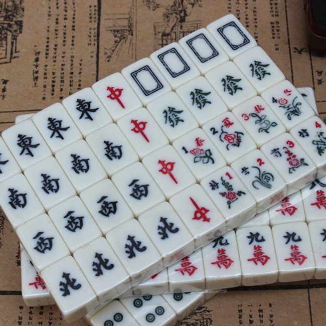 Jumbo Tile Oriental Mah Jong Set