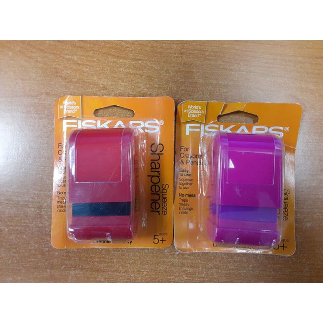 2 Pack: Fiskars Mess-Less Pencil and Crayon Sharpener - Color Varies  -  8E