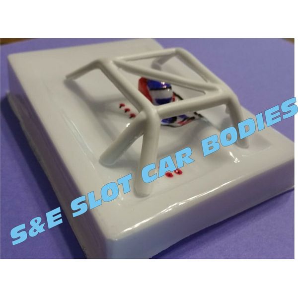 1/24 SLOT CAR INTERIOR WITH LIGHTWEIGHT ROLL CAGE-2PCS -CLEAR LEXAN #4134