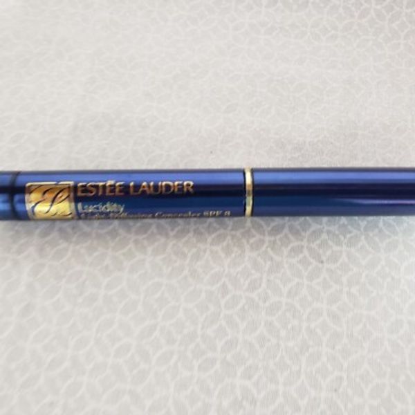 ESTEE LAUDER Lucidity Light-Diffusing Concealer .07 oz / 2 mL 04 Medium NWOB