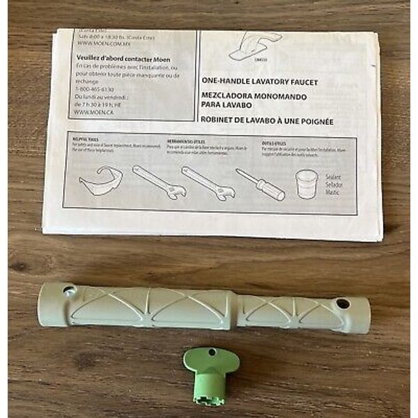 New Moen Faucet Installation Wrench Tool and 1 aerator tool Green 157075