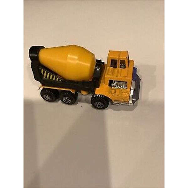 TOOTSIE TOY Construction Equipment Cement Mixer Truck Yellow 4" Diecast