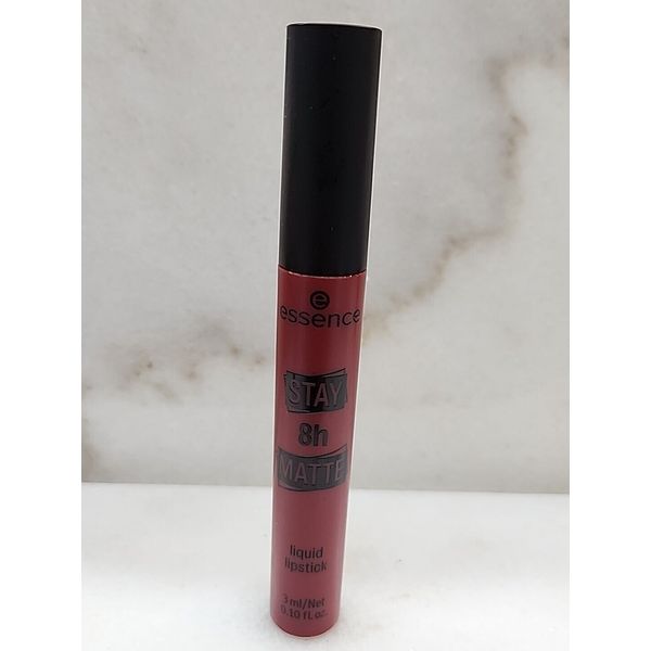 ESSENCE-STAY 8H MATTE-LIQUID LIPSTICK-09 BITE ME IF YOU CAN.