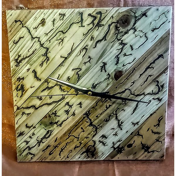 Lichtenberg Burned Clock