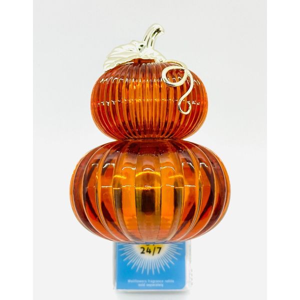 Bath & Body Works Stacked Pumpkins Nightlight Wallflower Plug