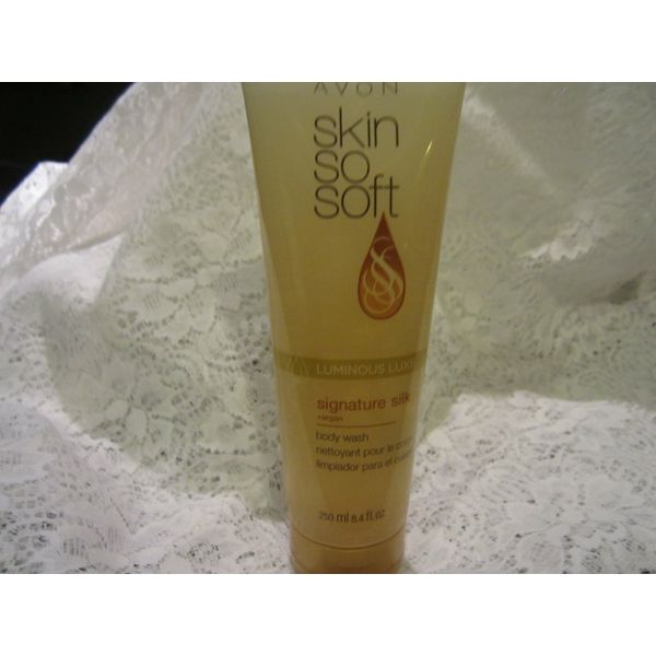 Avon Skin So Soft Luminous Luxe Signature Silk + argan Wash 8.4 fl. oz.  Sealed