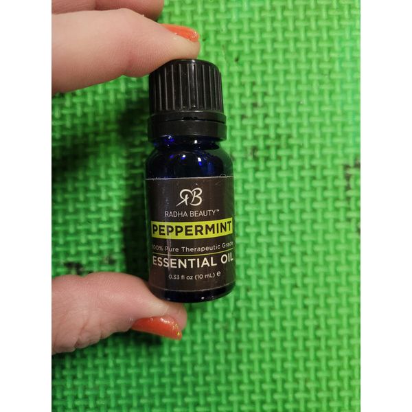 Radha Beauty PEPPERMINT Essential Oil