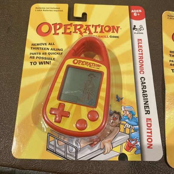 OPERATION Handheld ELECTRONIC GAME Toy Clip-on Carabiner Keychain Retired NEW