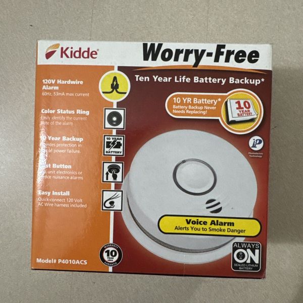 Kidde Hardwired Smoke Detector with Voice Alarm P4010ACS