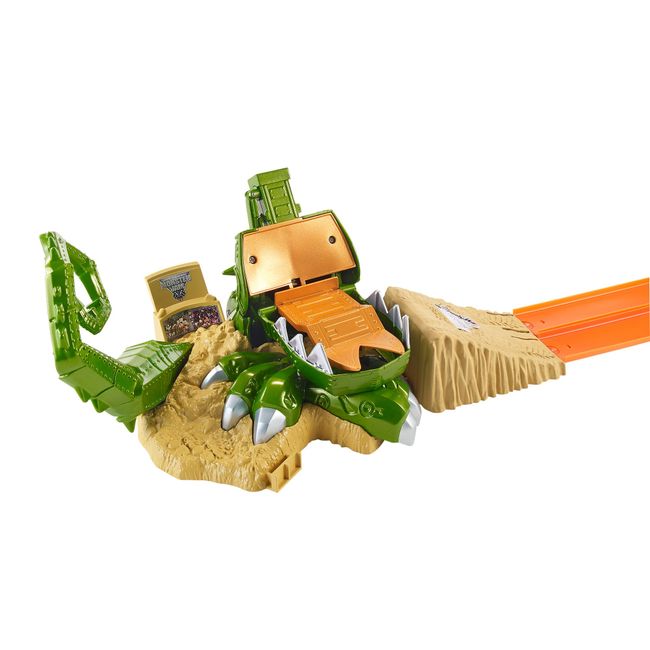 Hot Wheels Monster Jam Dragon Arena Attack Playset- Shop Hot Wheels Cars,  Trucks & Race Tracks, Hot Wheels