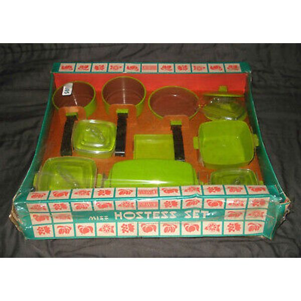 Vintage Irwin Miss Hostess Set USA Green Childs Pot Pan Casserole Dishes Toy Box