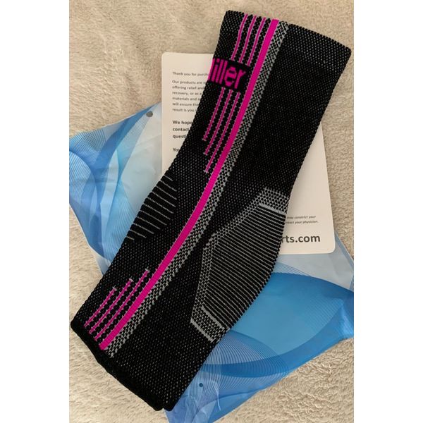 Doc Miller Ankle Compression Sleeve Size Medium Pink NIP 1 Pair Nylon & Spandex