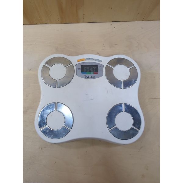 Taylor 5563 Body Fat Analyzer and Scale