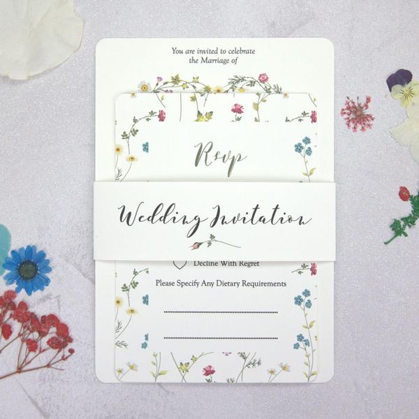 Dotty about Paper Botanical Heart Invitation Bundle - Wedding Invitations & RSVPs - Pack of 10 - Invitation and RSVP Envelopes Included. Perfect for A Rustic Or Floral Themed Wedding (13 0010)