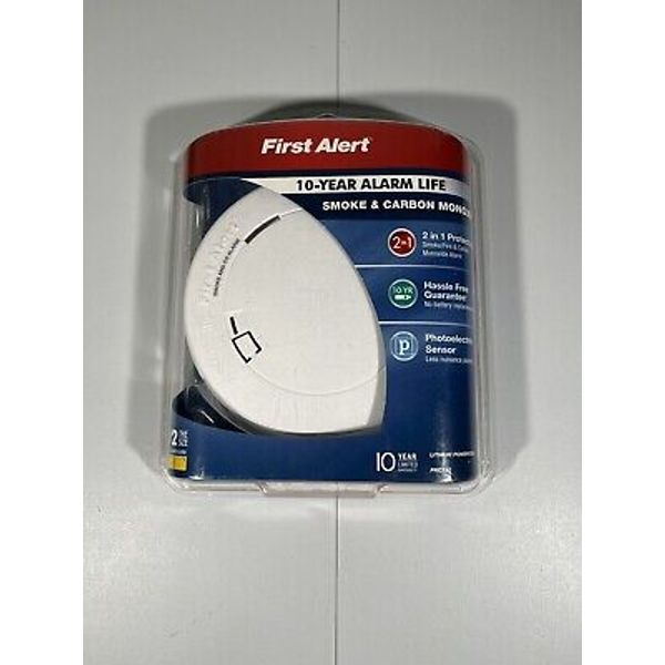 First Alert PRC710 Smoke & Carbon Monoxide Detector with Photelectric Sensor New