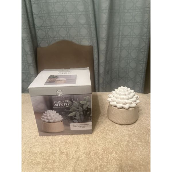 Huntington Home Succulent Plant Essential Oil Diffuser Aromatherapy Brand New