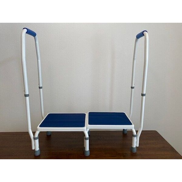 Stepstool double wide adj. height step w/ 2 handles use w/ bed RV camper kitchen